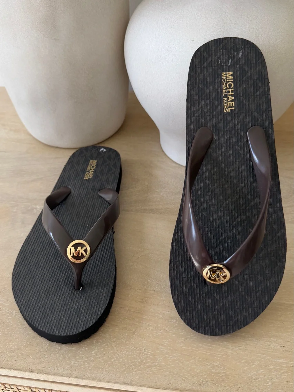 Michael Kors image shows